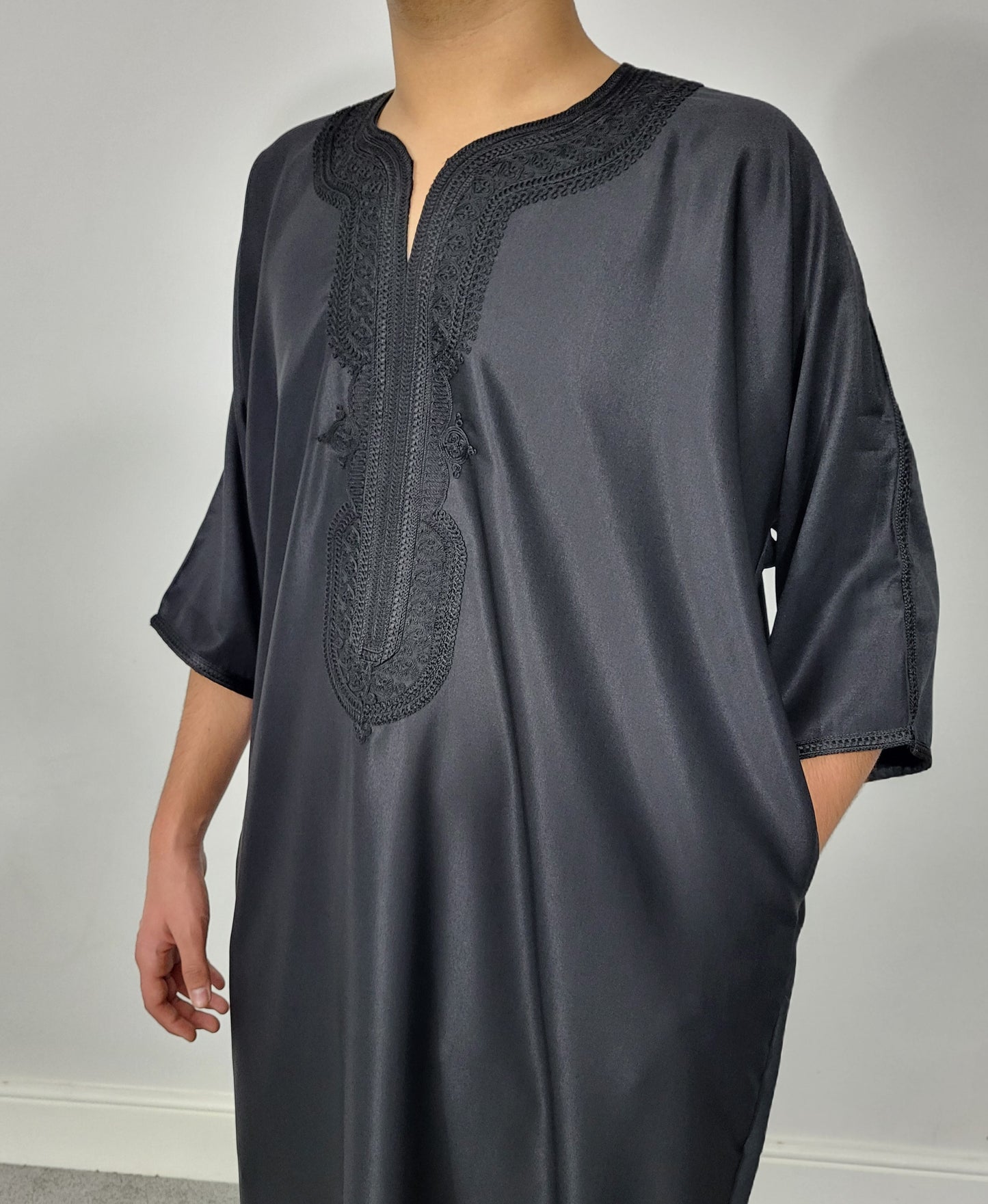 Classic Moroccan Gandoura - Black